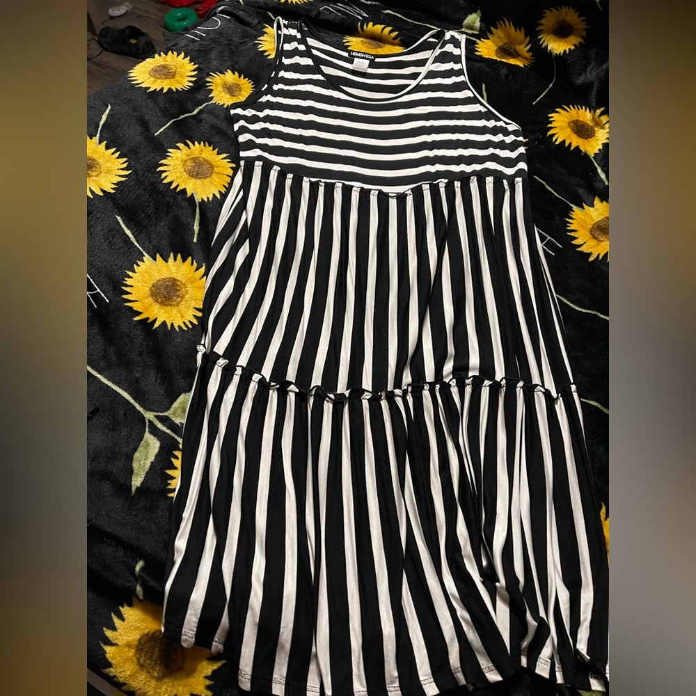 B&W dress